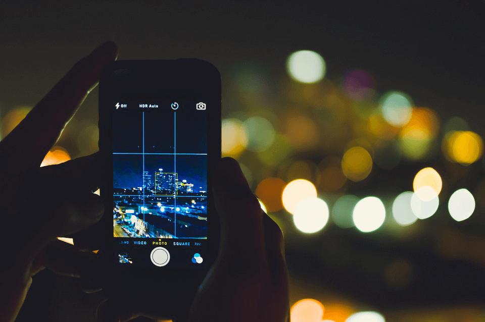 Activar el modo noche o modo nocturno en iPhone y Android